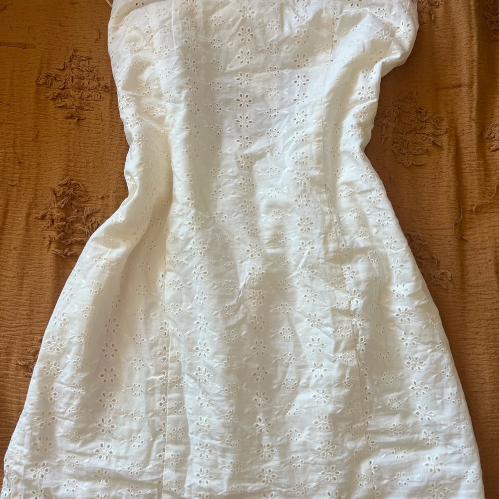 Kimchi Blue Urban Outfitters White Eyelet Strapless Dress